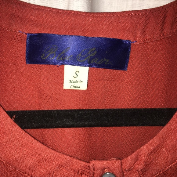 Blouse - Picture 2 of 3